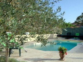 Holiday home with private swimming pool, Les Salles-Du-Gardon
